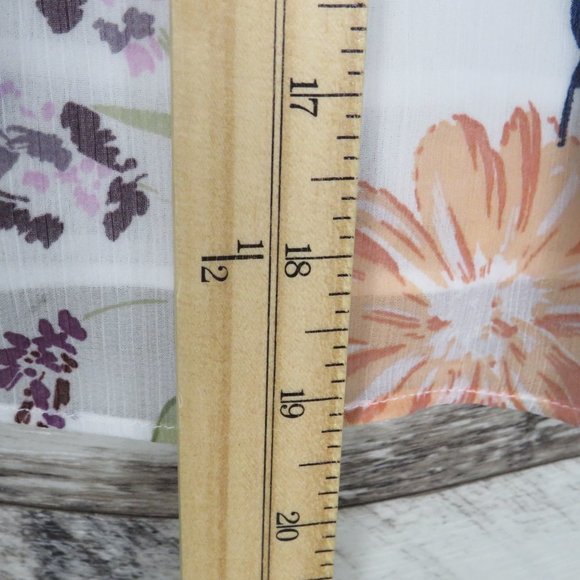 Torrid* Women's Cold‎ Shoulder Short Sleeve Curved Hem Pullover Blouse~ Size 1 - Picture 12 of 13